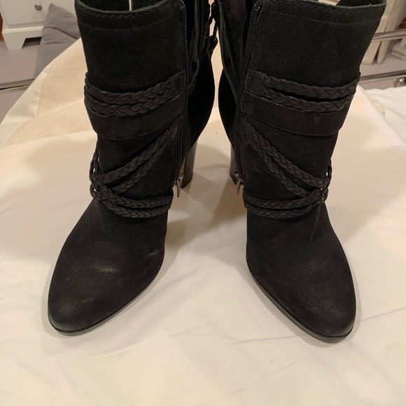 Vince Camuto Cyndia boots - Picture 4 of 9